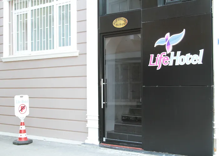 3-Sterne-Hotel: Life Hotel